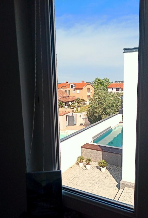 Abelia Pool View Studio Пула Екстер'єр фото