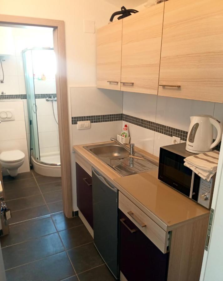Abelia Pool View Studio Пула Екстер'єр фото